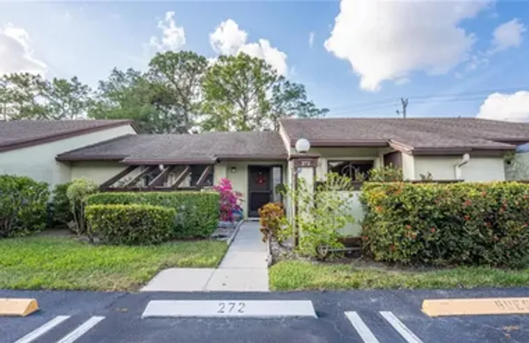 272 BEAVER DAM CT, ROYAL PALM BEACH, FL,..., Royal Palm Beach, FL 33411