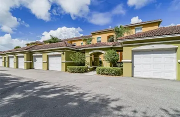 5090 FAIRWAYS CIR H206, VERO BEACH, FL, ..., Vero Beach, FL 32967