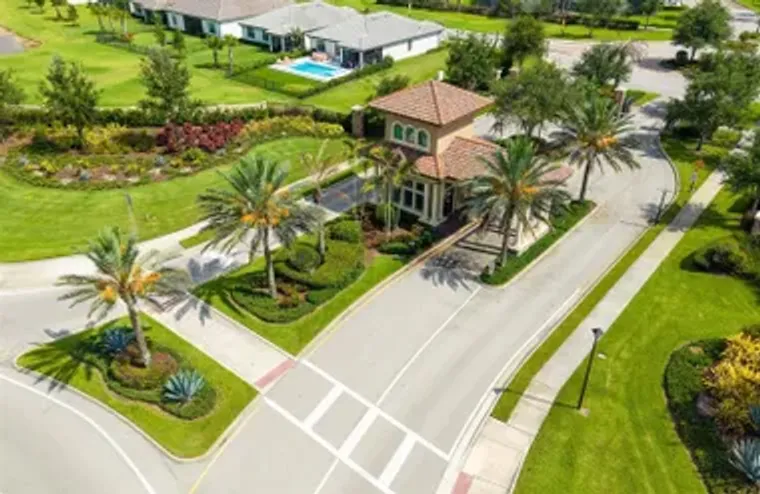 218 SE LONGVIEW DR, PORT ST LUCIE, FL, 3..., Port St Lucie, FL 34984