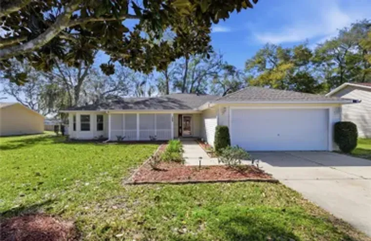 108 CHERRY BLOSSOM LN, LADY LAKE, FL, 32..., Lady Lake, FL 32159