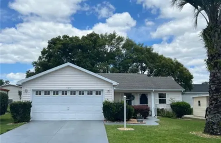 1161 DEL TORO DR, LADY LAKE, FL, 32159, Lady Lake, FL 32159