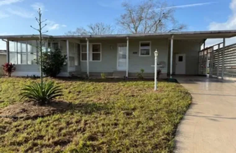 1832 W SCHWARTZ BLVD, LADY LAKE, FL, 321..., Lady Lake, FL 32159