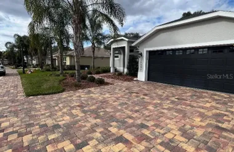 10393 SILVER MAPLE AVE, OXFORD, FL, 3448..., Oxford, FL 34484