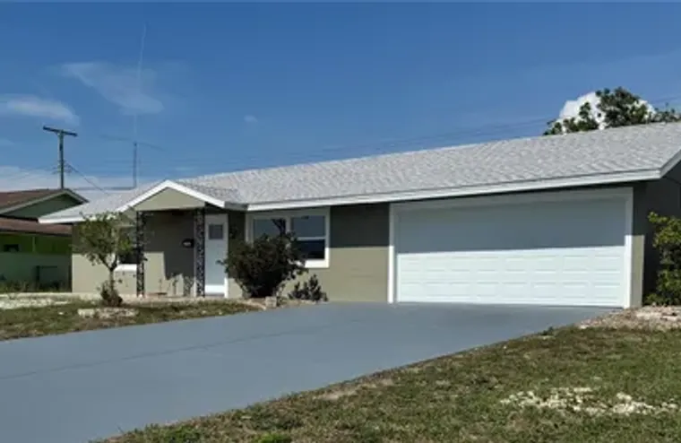 1735 COUNCIL DR, SUN CITY CENTER, FL, 33..., Sun City Center, FL 33573