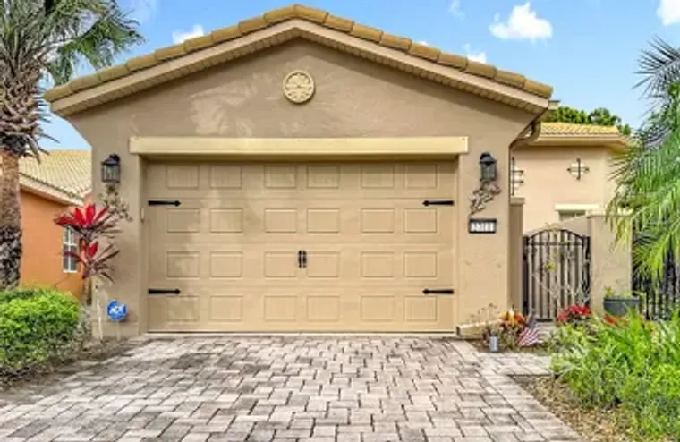 2711 PALM TREE DR, KISSIMMEE, FL, 34759, Kissimmee, FL 34759