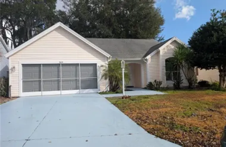 309 CHULA VISTA AVE, LADY LAKE, FL, 3215..., Lady Lake, FL 32159