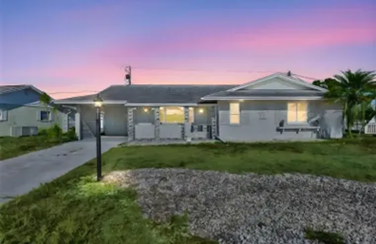 703 BEL AIR AVE, SUN CITY CENTER, FL, 33..., Sun City Center, FL 33573