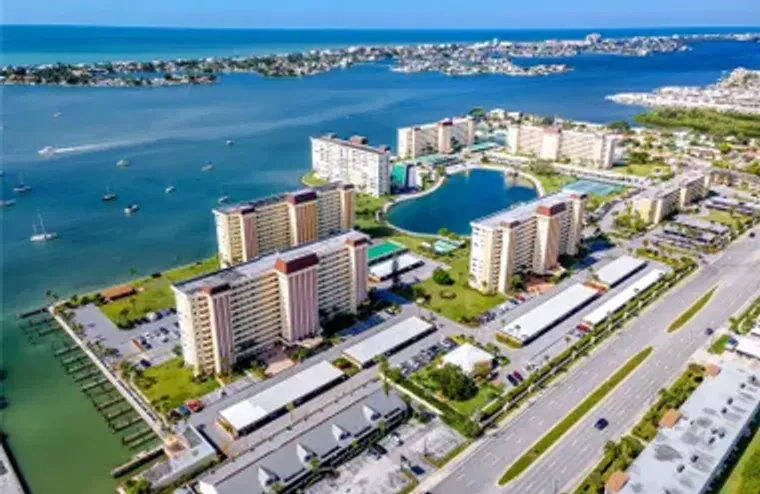 4650 COVE CIR 409, ST PETERSBURG, FL, 33..., St Petersburg, FL 33708