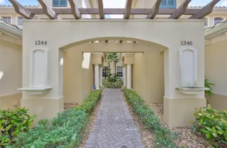 1344 EMERALD DUNES DR, SUN CITY CENTER, ..., Sun City Center, FL 33573