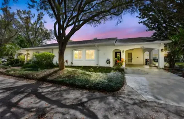 2004 HALIDOM WAY, SUN CITY CENTER, FL, 3..., Sun City Center, FL 33573