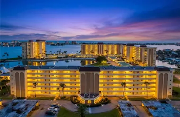 4650 COVE CIR 209, ST PETERSBURG, FL, 33..., St Petersburg, FL 33708