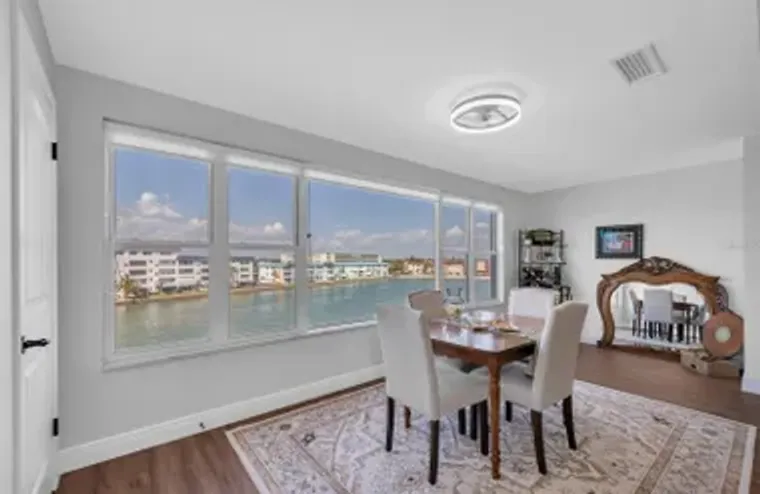 6025 SHORE BLVD 405, GULFPORT, FL, 33707, Gulfport, FL 33707