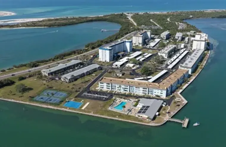 8 GLENCOE PL 104, DUNEDIN, FL, 34698, Dunedin, FL 34698