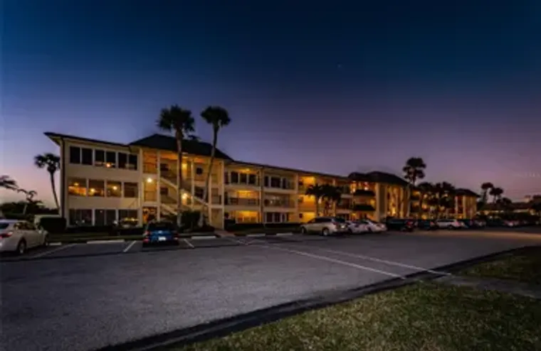 4700 COVE CIR 110, ST PETERSBURG, FL, 33..., St Petersburg, FL 33708