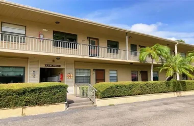 5925 TERRACE PARK DR 111, ST PETERSBURG,..., St Petersburg, FL 33709