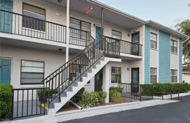 5925 TERRACE PARK DR 111, ST PETERSBURG,..., St Petersburg, FL 33709
