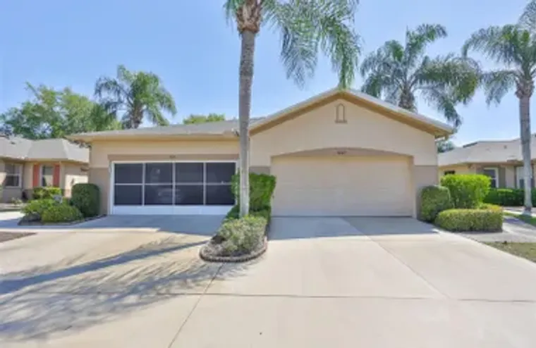 2023 ACADIA GREENS DR 32, SUN CITY CENTE..., Sun City Center, FL 33573