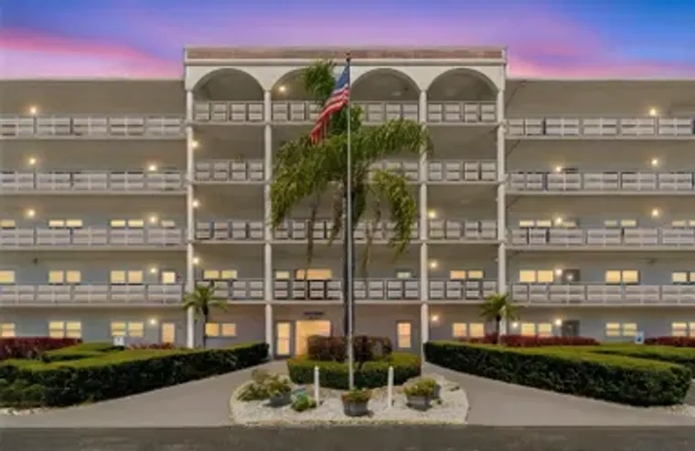 5501 80TH ST 102, ST PETERSBURG, FL, 337..., St Petersburg, FL 33709