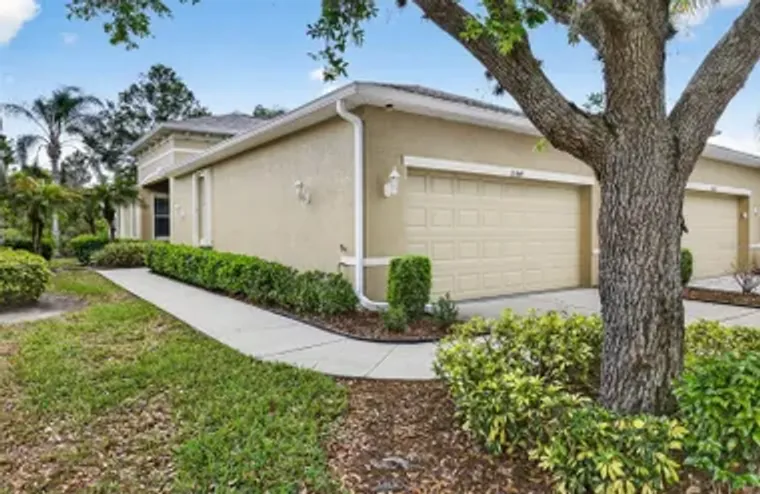 2334 OAKLEY GREEN DR 71, SUN CITY CENTER..., Sun City Center, FL 33573