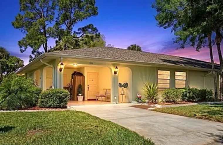 1111 HAREFIELD CIR 62, SUN CITY CENTER, ..., Sun City Center, FL 33573