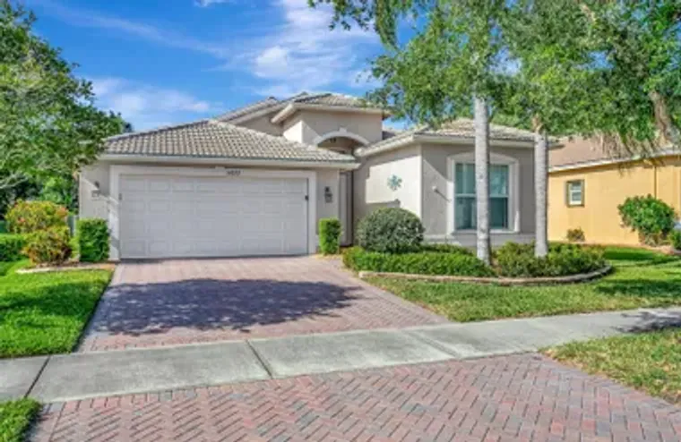 16022 GOLDEN LAKES DR, WIMAUMA, FL, 3359..., Wimauma, FL 33598