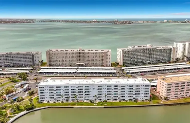 5925 SHORE BLVD 611, GULFPORT, FL, 33707, Gulfport, FL 33707