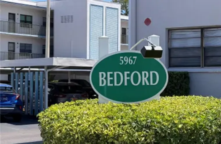 5967 TERRACE PARK DR 104, ST PETERSBURG,..., St Petersburg, FL 33709