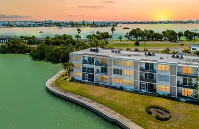 7401 BAY ISLAND DR 337, SOUTH PASADENA, ..., South Pasadena, FL 33707