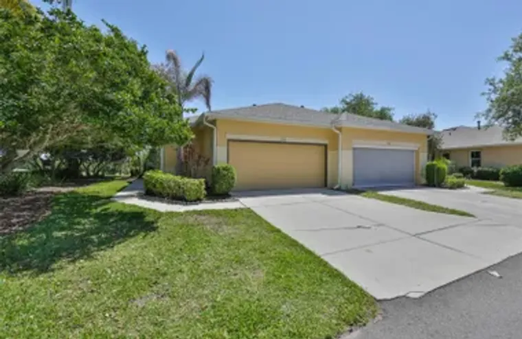 1205 FAIRWAY GREENS DR 58, SUN CITY CENT..., Sun City Center, FL 33573