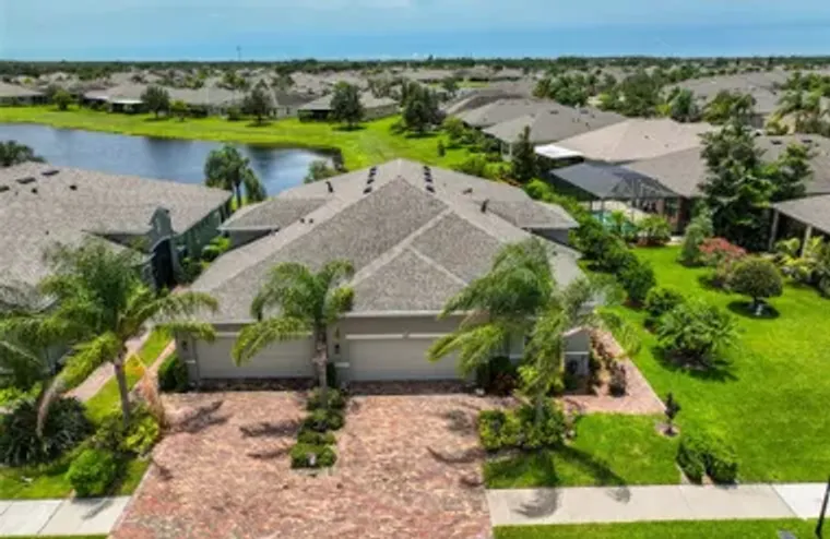 611 CHIPPER DR, SUN CITY CENTER, FL, 335..., Sun City Center, FL 33573