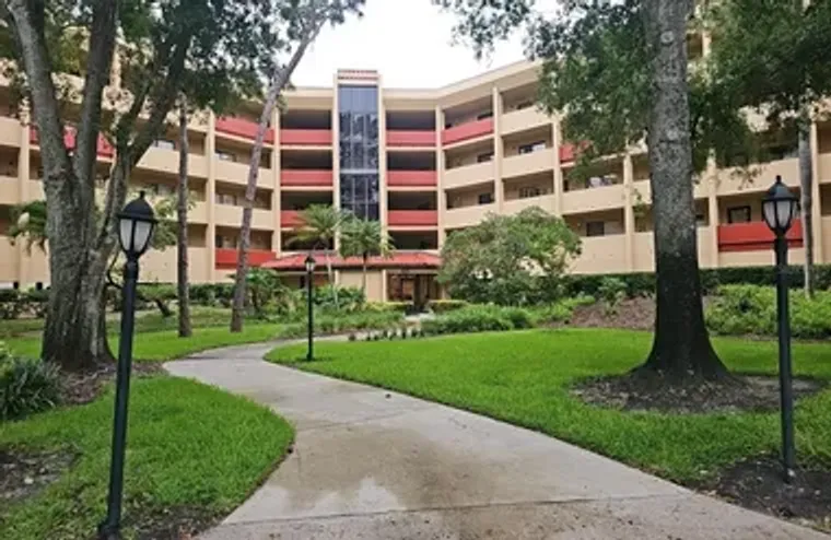 3076 EASTLAND BLVD 210, CLEARWATER, FL, ..., Clearwater, FL 33761