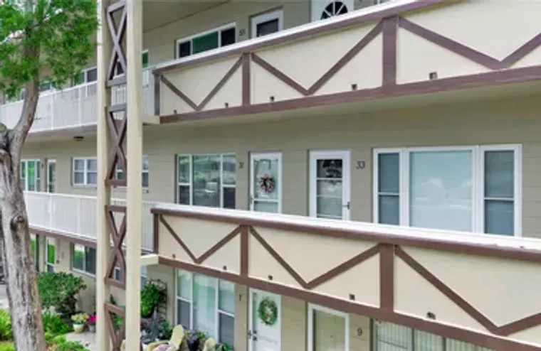 2463 BRAZILIA DR APT 31, CLEARWATER, FL,..., Clearwater, FL 33763