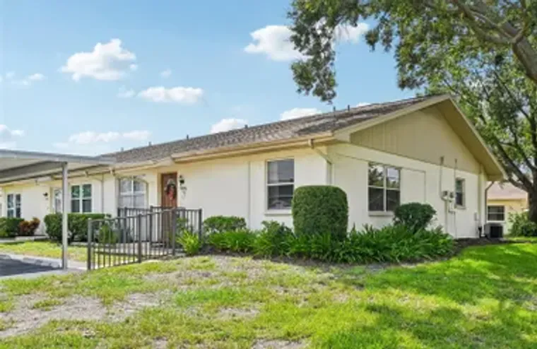 2208 GRENADIER DR, SUN CITY CENTER, FL, ..., Sun City Center, FL 33573