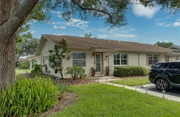 322 GLOUCESTER BLVD # 322, SUN CITY CENT..., Sun City Center, FL 33573