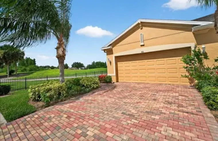 821 CHIPPER DR, SUN CITY CENTER, FL, 335..., Sun City Center, FL 33573