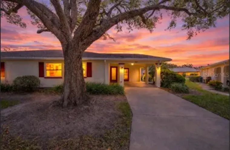 1005 HAREFIELD CIR # 43, SUN CITY CENTER..., Sun City Center, FL 33573