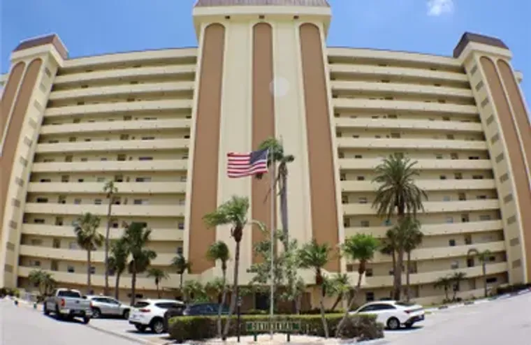 4775 COVE CIR APT 403, ST PETERSBURG, FL..., St Petersburg, FL 33708