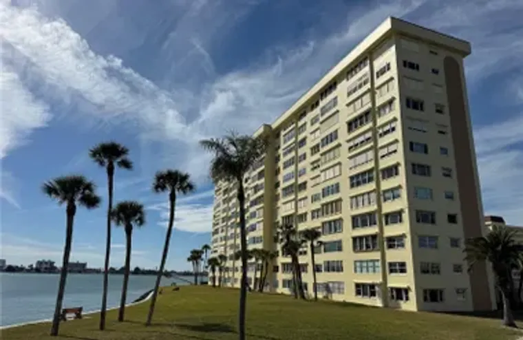 4775 COVE CIR 403, ST PETERSBURG, FL, 33..., St Petersburg, FL 33708