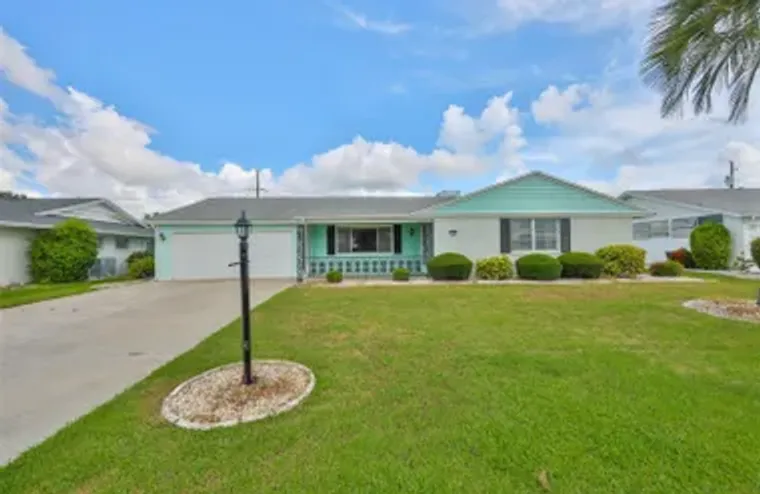 823 FOX HILLS DR, SUN CITY CENTER, FL, 3..., Sun City Center, FL 33573