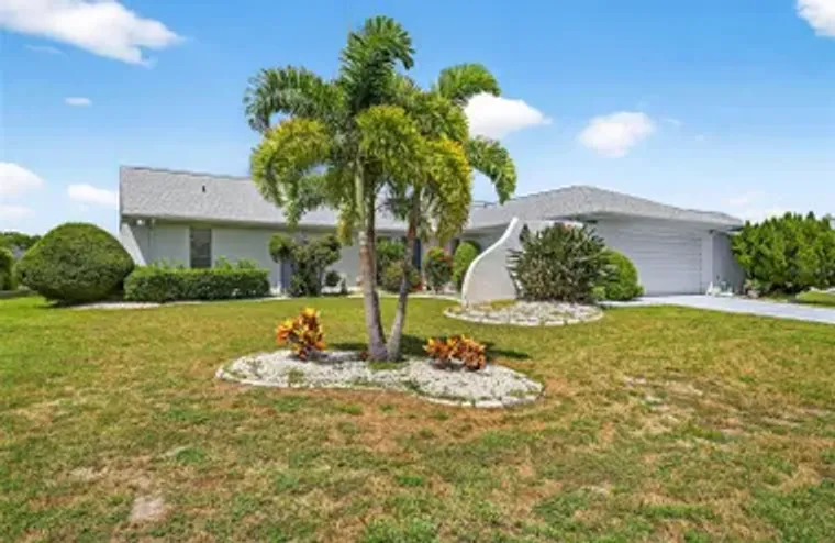 2021 EL RANCHO DR, SUN CITY CENTER, FL, ..., Sun City Center, FL 33573