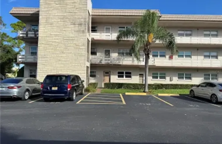 5530 80TH ST N UNIT D307, ST PETERSBURG,..., St Petersburg, FL 33709