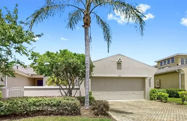 2433 KENSINGTON GREENS DR, SUN CITY CENT..., Sun City Center, FL 33573