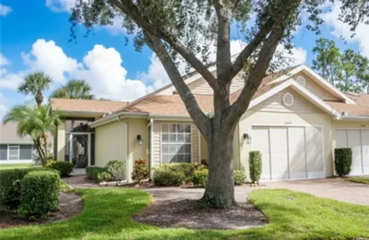 2429 NEW HAVEN CIR # 64, SUN CITY CENTER..., Sun City Center, FL 33573