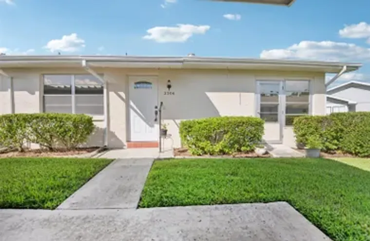 2304 GLENMORE CIR 327, SUN CITY CENTER, ..., Sun City Center, FL 33573