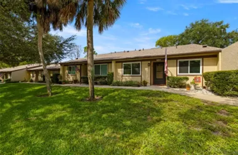 8330 HIGH POINT CIR APT 6, PORT RICHEY, ..., Port Richey, FL 34668