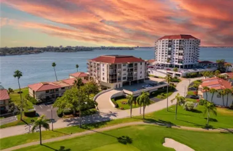 6279 SUN BLVD APT 602, ST PETERSBURG, FL..., St Petersburg, FL 33715