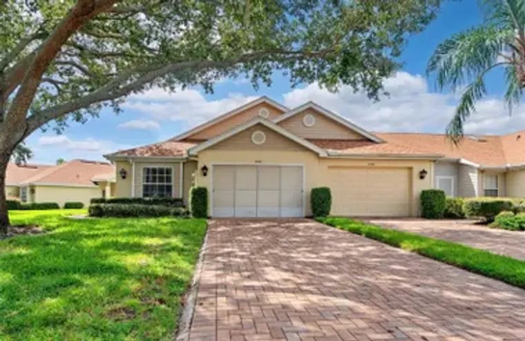 2531 NEW HAVEN CIR # 2531, SUN CITY CENT..., Sun City Center, FL 33573