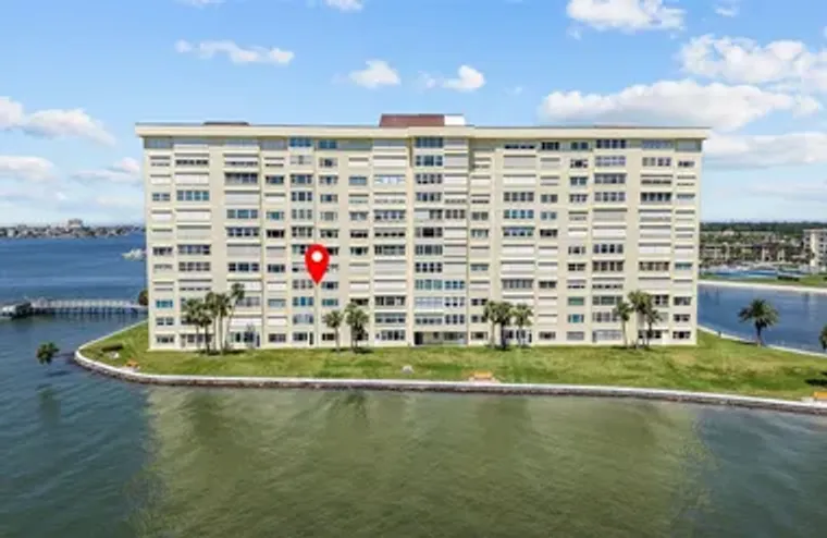 4775 COVE CIR APT 407, SAINT PETERSBURG,..., Saint Petersburg, FL 33708