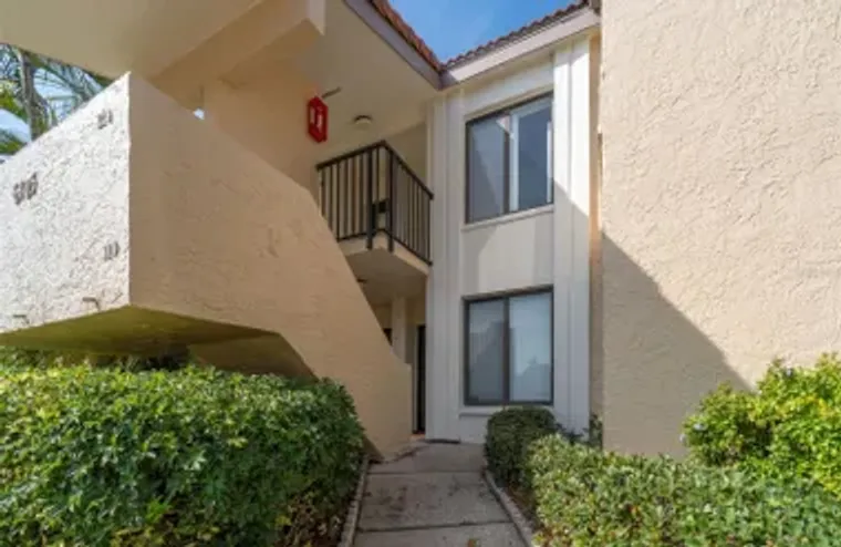 6105 PALMA DEL MAR BLVD S APT 120, SAINT..., Saint Petersburg, FL 33715
