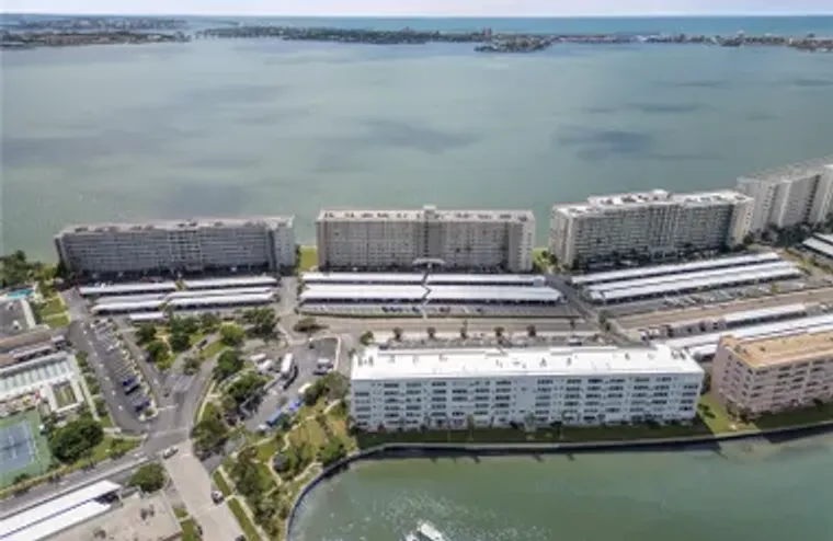 5925 SHORE BLVD 215, GULFPORT, FL, 33707, Gulfport, FL 33707